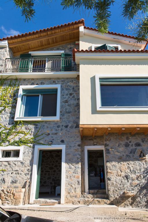 Villa Mos Kalamata Eksteriør billede