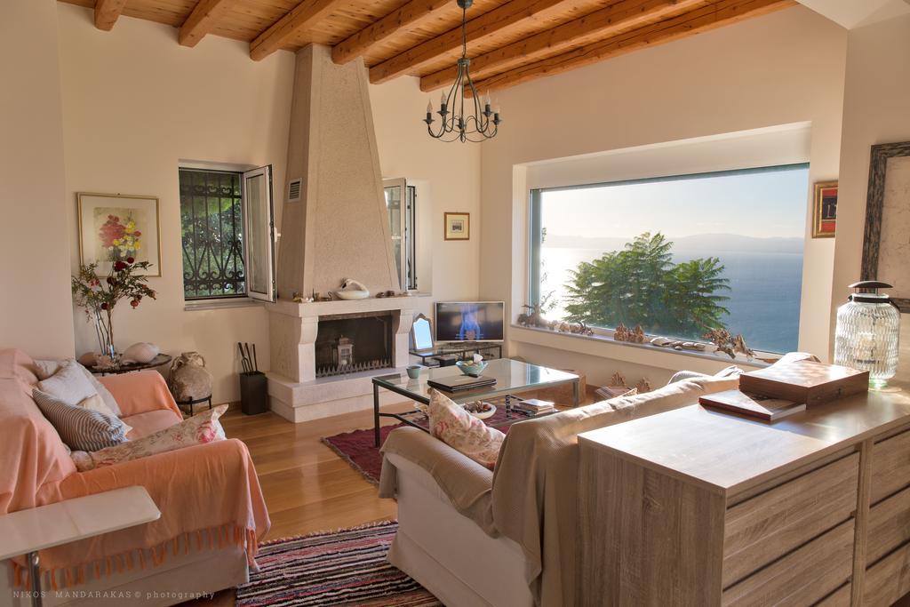 Villa Mos Kalamata Eksteriør billede